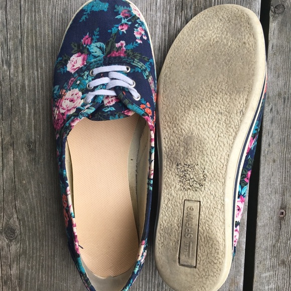 Call It Spring Slip-on Shoes - Picture 3 of 4